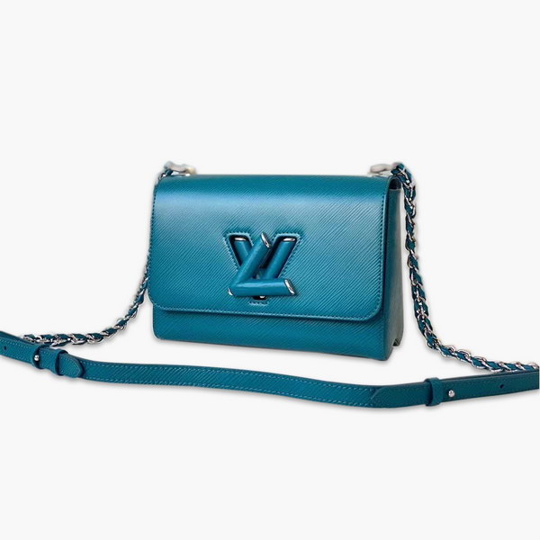 【原版皮】路易威登/LV Twist 手袋，采用简约纯色渲染标志性Epi皮革，再以哑光金属件释放前卫张力，小巧构型搭配波浪底部设计，暗藏充裕容量玄机，款号：M50282