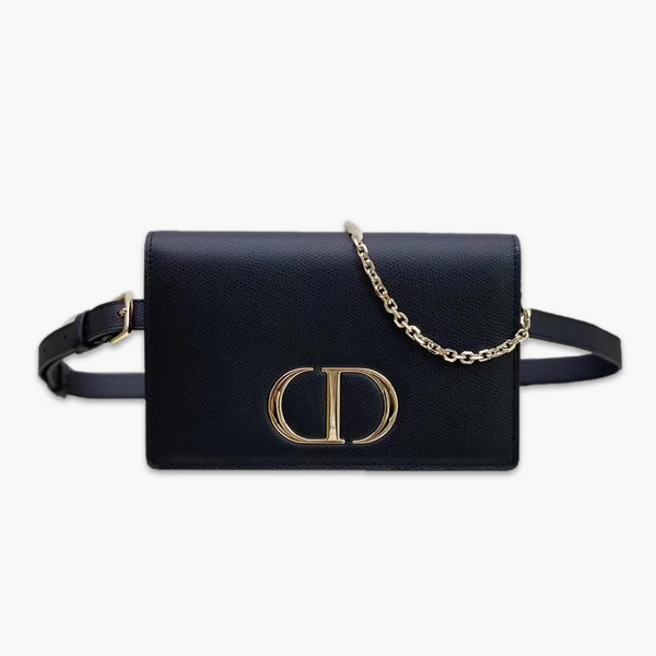 【原版皮】迪奥/Dior 30Montaigne 腰包WOC二合一，采用多功能设计，正面饰以CD元素，展现30 Montaigne系列产品的标志性外观，可搭配腰带佩戴，肩背，斜挎或作为手拿包使用