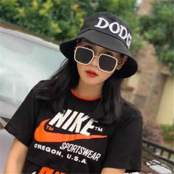 ☆「时尚达人首选」古驰Gucci☆2020全网最新太阳眼镜流行趋势销量排行第一,让你做最耀眼最酷的时尚达人