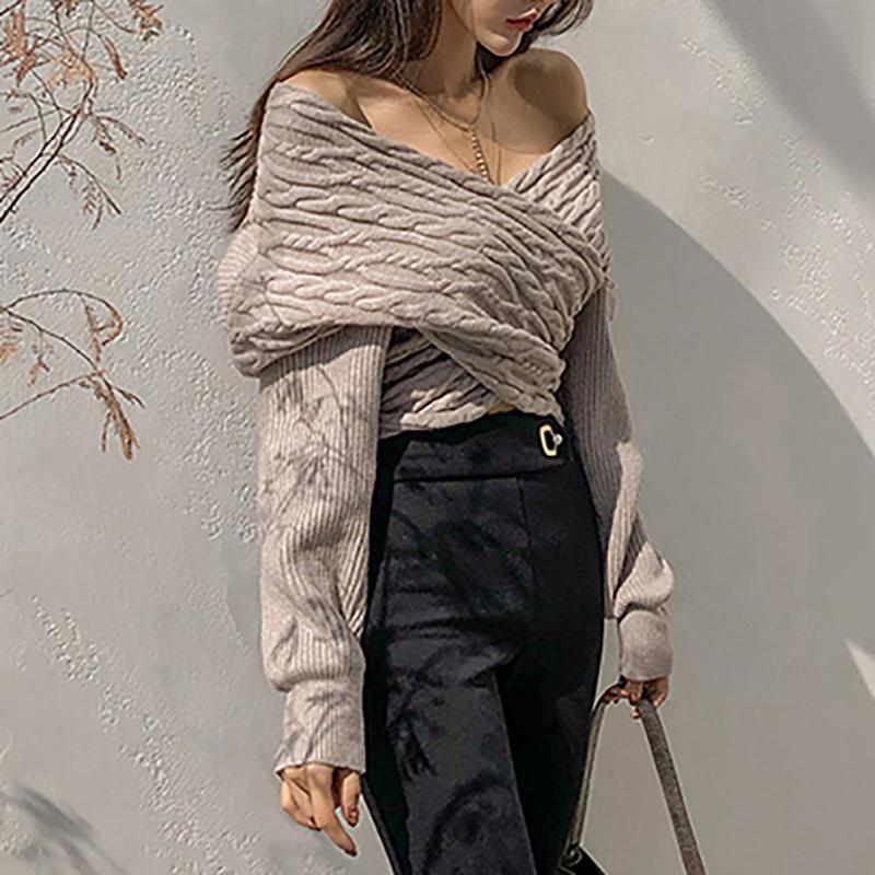 Fashion V-collar Printed Long-Sleeved Sweater