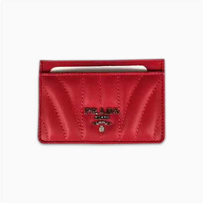 【原版皮】普拉达/Prada 卡夹，选用纳帕牛皮裁制而成，点缀散字唛徽标，精湛走线均匀整齐，款号：1MC208