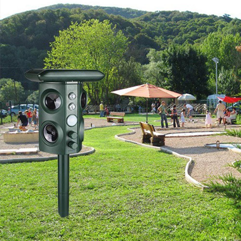 Solar Ultrasonic Vibration Wild Animal Drive Repellers