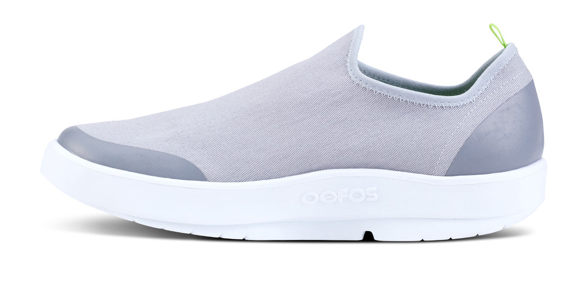 Men's OOmg eeZee Low Shoe - White Gray