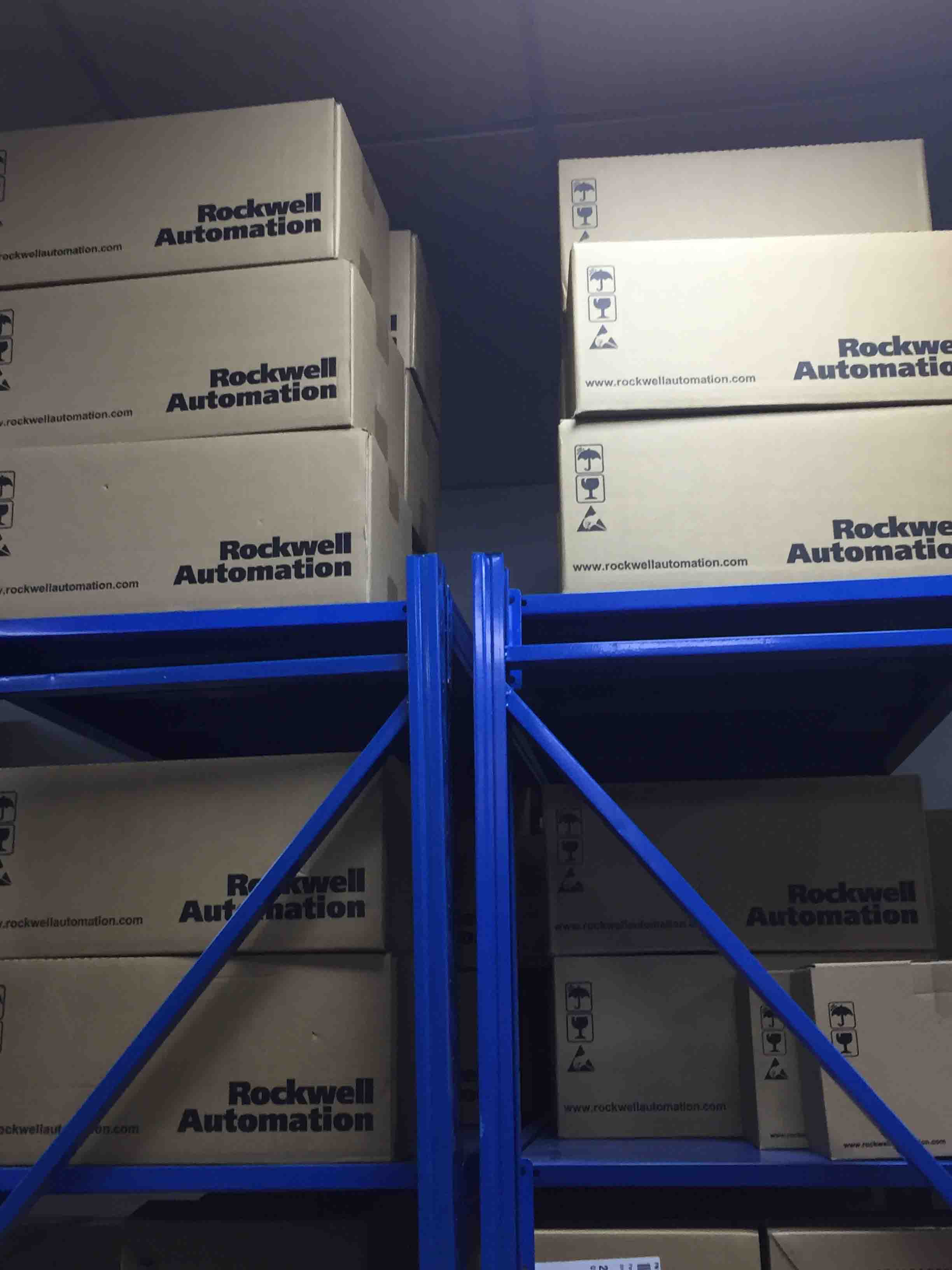 20F11ND052AA0NNNNN Allen Bradley original New Factory Sealed