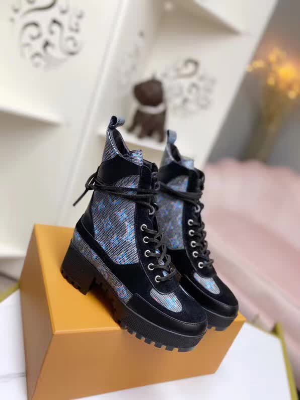 20秋季最新专柜款-路易威登LV2020早秋经典高跟马丁靴沙滩靴，鞋面牛皮/老花皮拼接 牛皮里 整条鞋带都是真皮切条 跟高7cm水台3.5cm 大气显瘦增高 好走不累脚