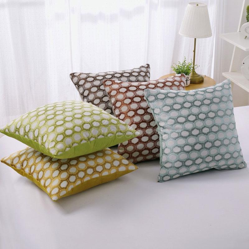 Polygonal Geometric Print Pillowcase