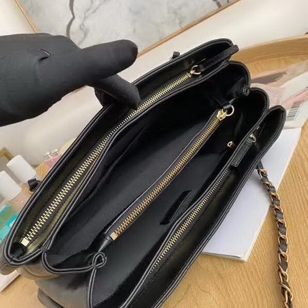 【原版皮】香奈儿/Chanel 购物袋，明星贵妇们的最佳新宠，小香棱格概念，皮链袋，双C标志，一眼钟情，采用进口小羊皮，柔软细腻，皮质独特，纹络更显高档质感，款号：57030