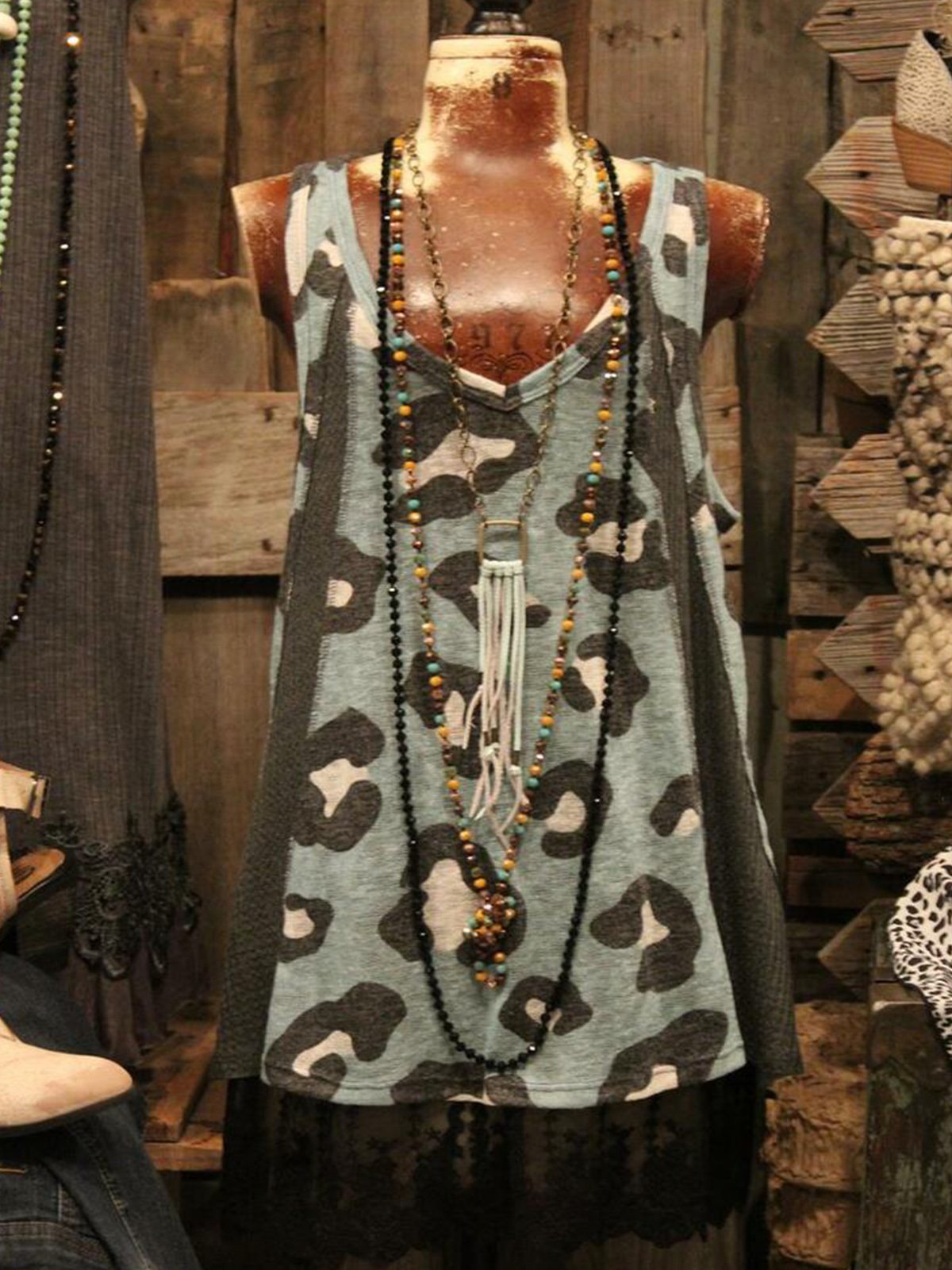 Sweet Leopard Sleeveless Vests