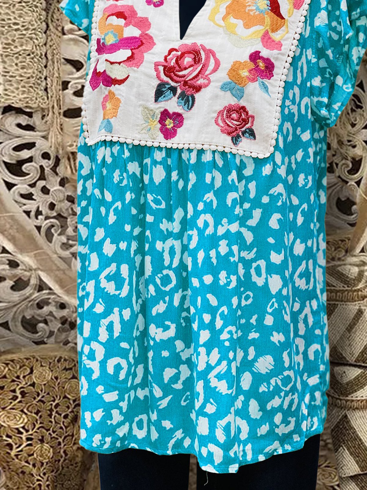 Short Sleeve Printed Shift V Neck Shirts & Tops