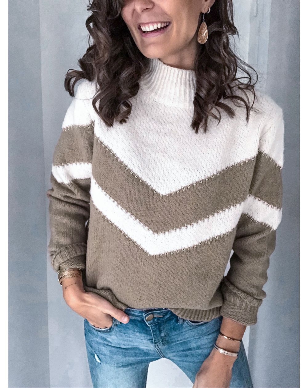 O Neck Wavy Striped Loose Pullover Sweater