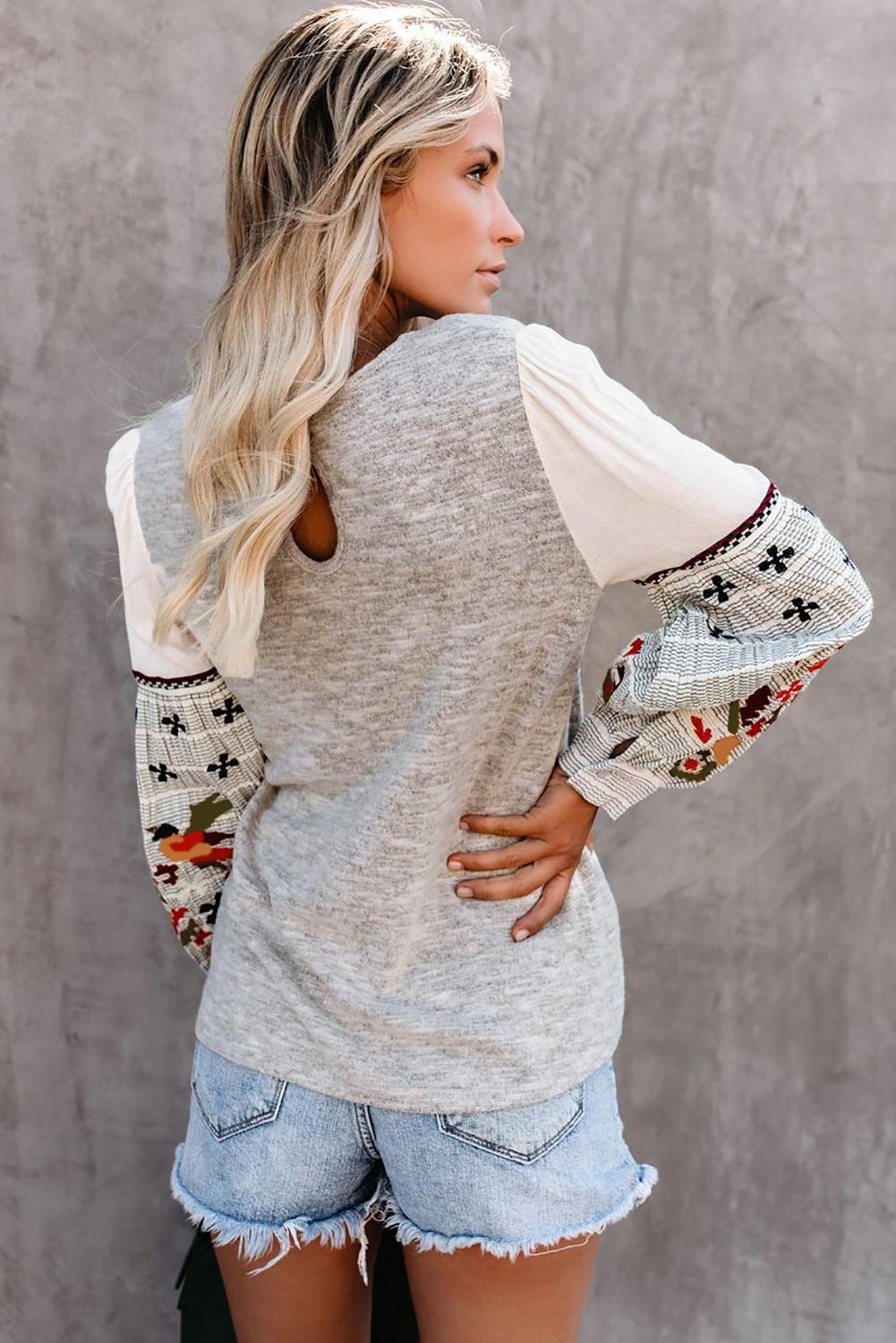 Gray Contrast Printed Sleeve Knit Sweatshirts