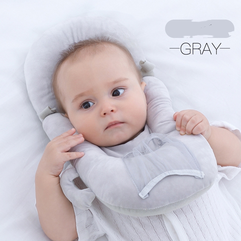 ខ្នើយអោយបេបីបៅទឹកដោះគោ