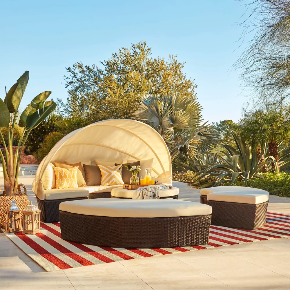 4 piece cottage/canopy set by Christopher Knight House