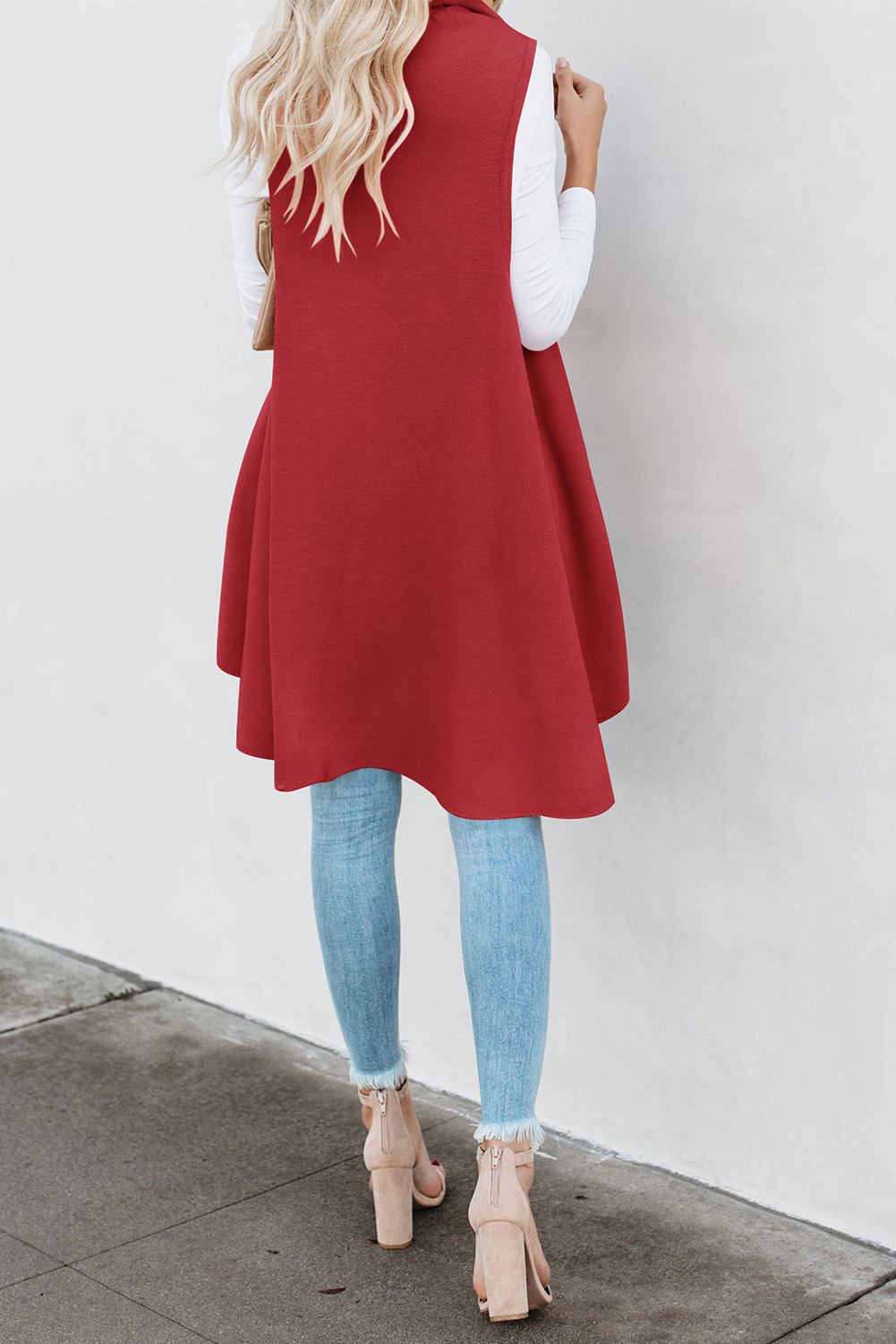 红色无袖中长款开襟垂褶马甲外套