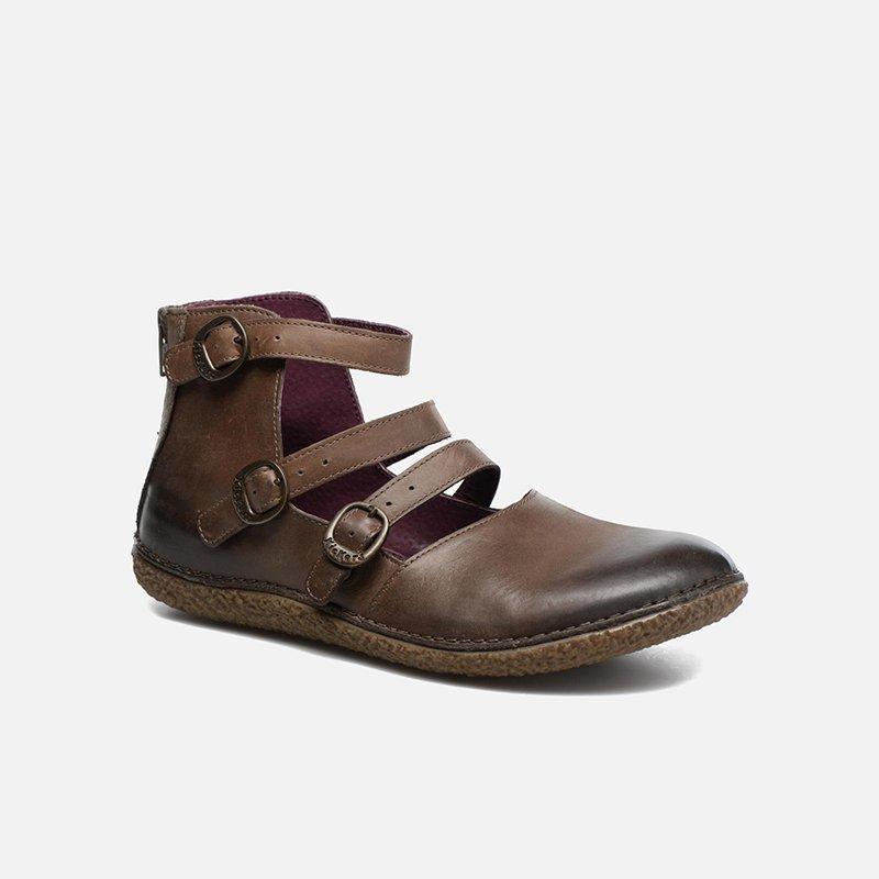 Flat Heel Adjustable Buckle Leather Shoes