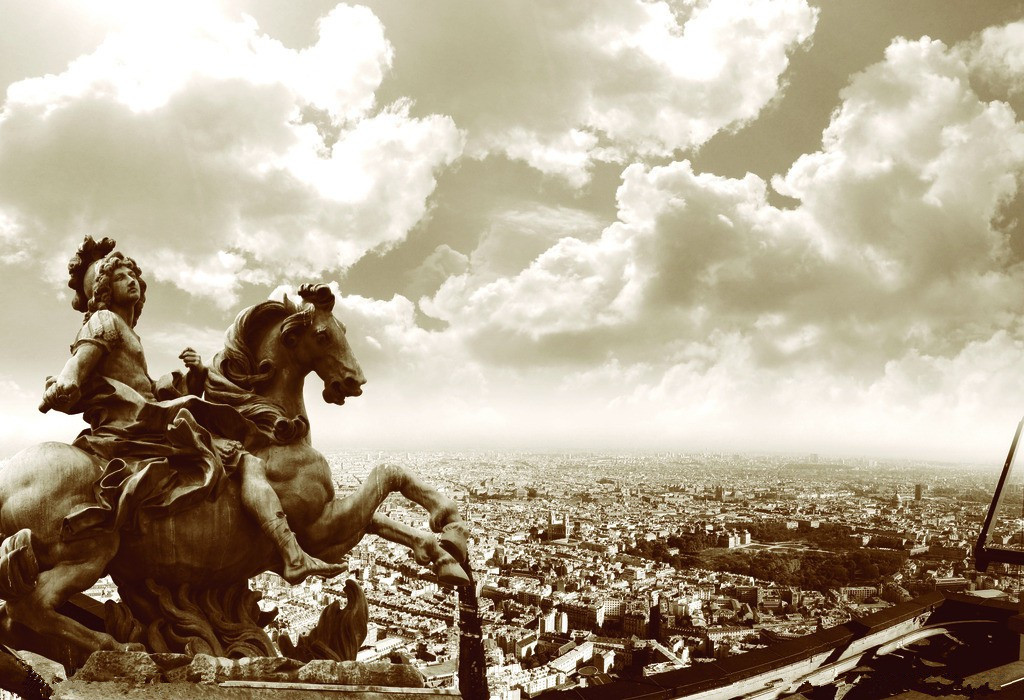 商品默认相册图片数量很多