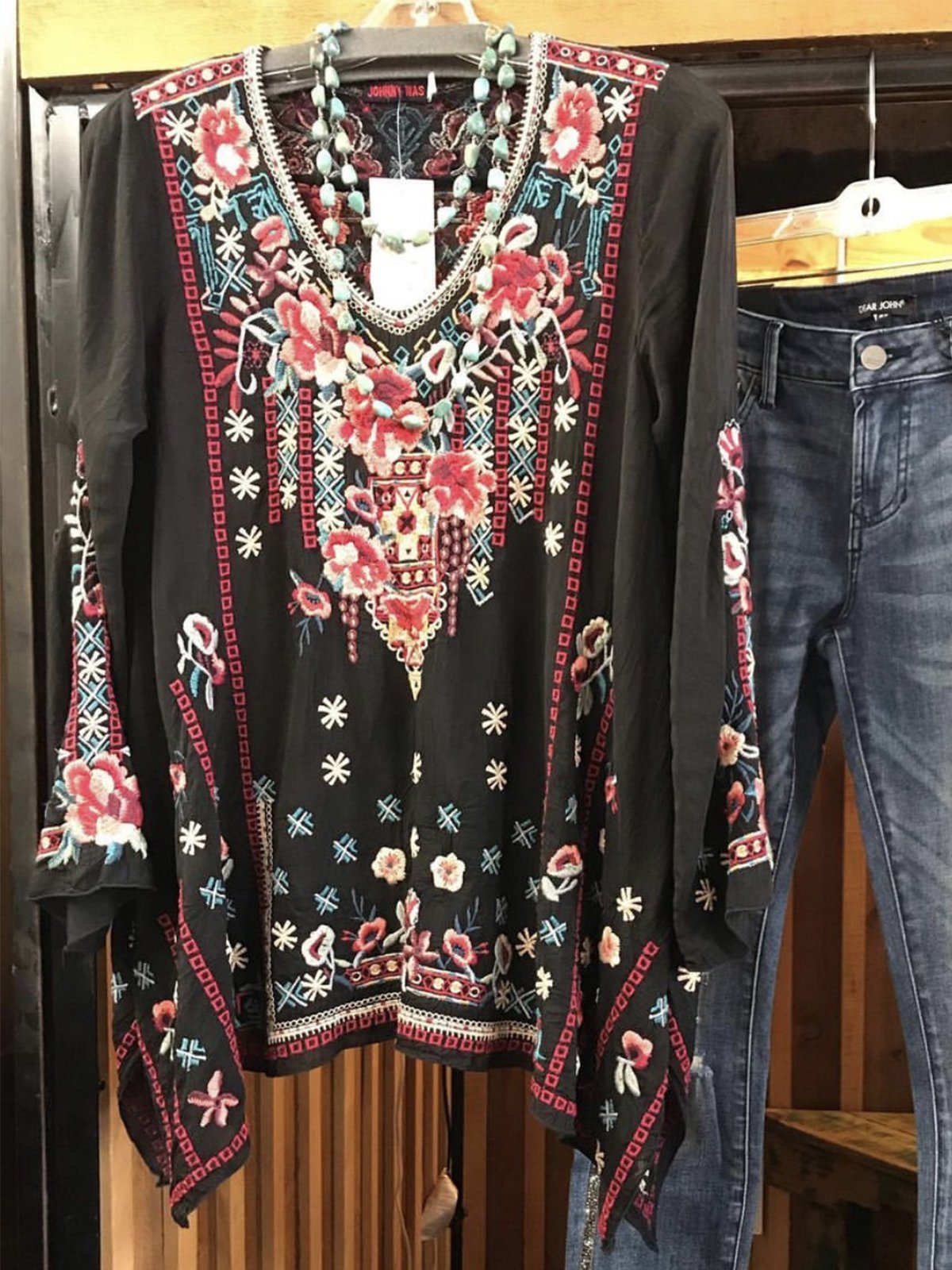 Vintage Floral-Print Floral Batwing Shirts & Tops