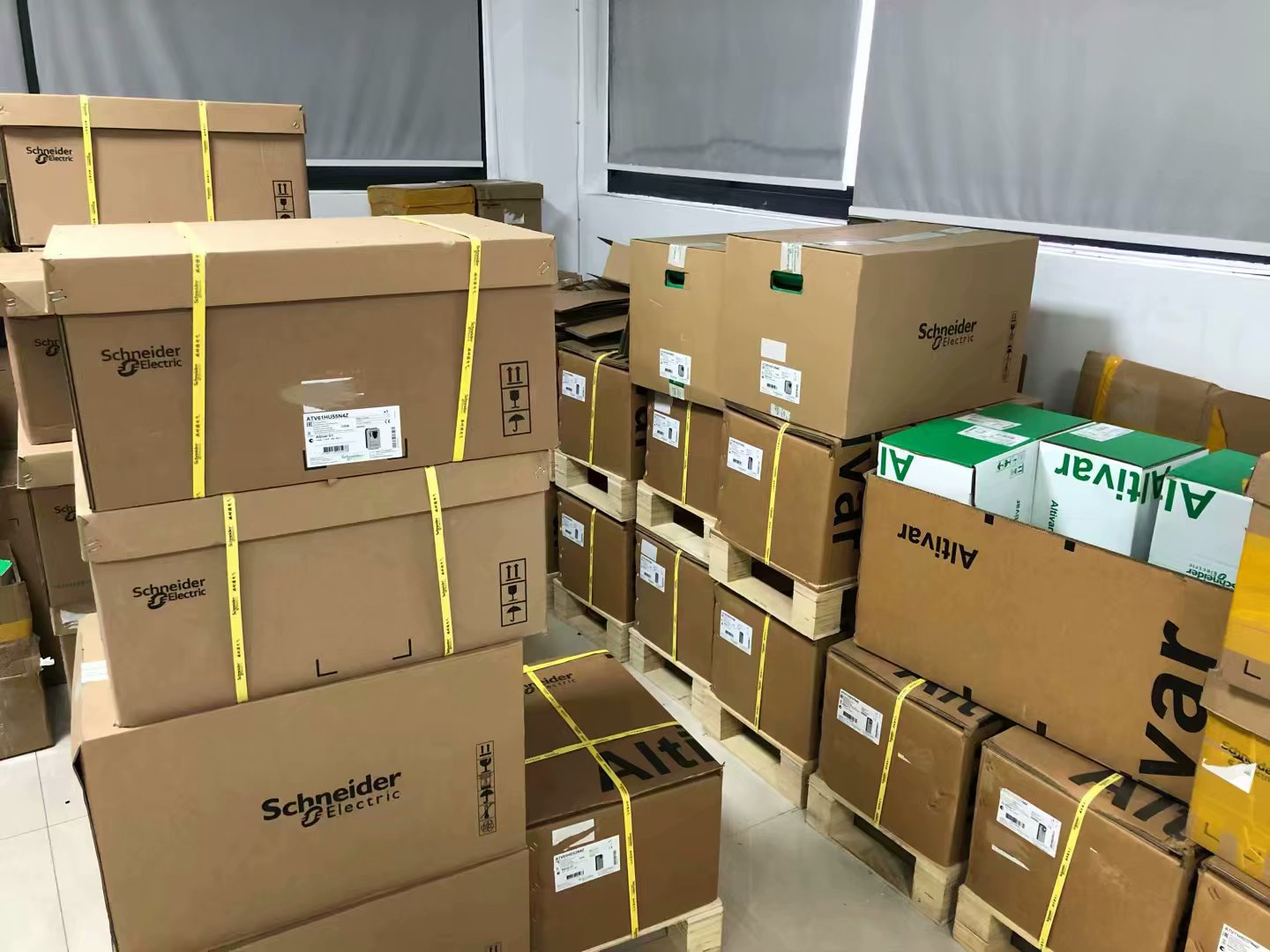 BMEP584020 Schneider M580 level 40 CPU Original Factory Sealed New