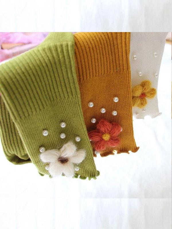 Three-dimensional flower small pearl ladies socks