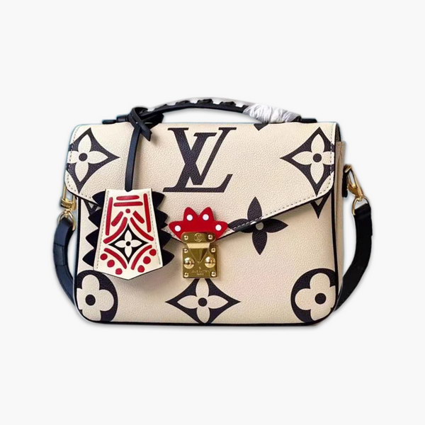 【原版皮】路易威登/LV Pochette Métis 手袋，以压纹皮革呈现超大Monogram印花，搭配顶部编织手柄，涂鸦风格挂饰和S-lock锁扣，即刻俘获视觉焦点，款号：M45384