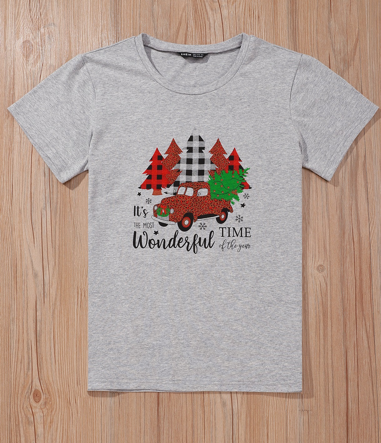 Christmas Print Round Neck Shirt with Short Sleeves