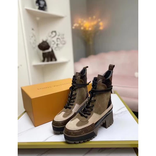 20秋季最新专柜款-路易威登LV2020早秋经典高跟马丁靴沙滩靴，鞋面牛皮/老花皮拼接 牛皮里 整条鞋带都是真皮切条 跟高7cm水台3.5cm 大气显瘦增高 好走不累脚