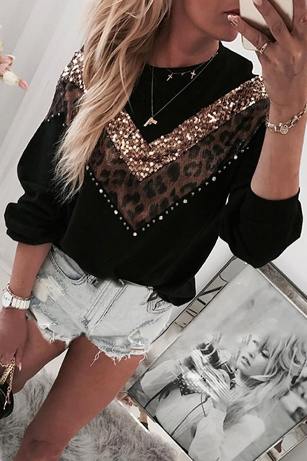 时尚豹纹亮片拼接黑色舒适圆领长袖上衣