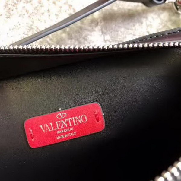 【原版皮】华伦天奴/Valentino 腰包，采用进口南非皮精心裁制而成，涂鸦大logo，简易设计，容量大，男生女生都可以用哦，款号：0056