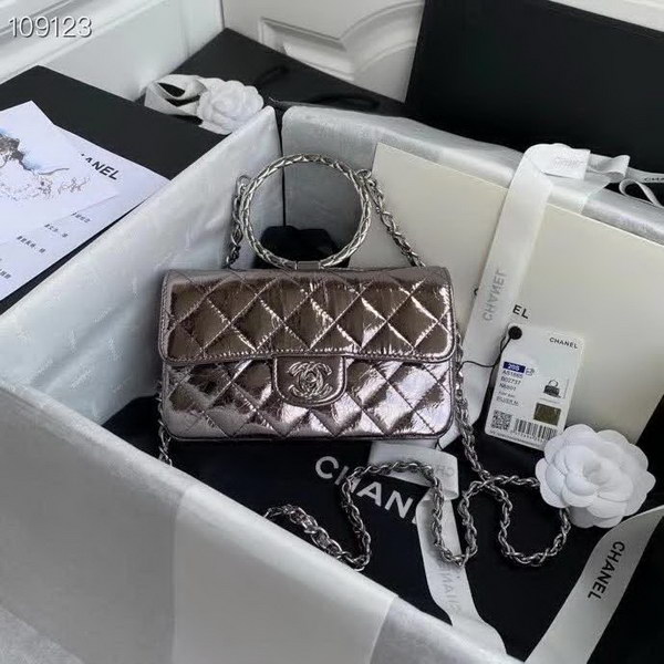 【原版皮】香奈儿/Chanel 手环包，金属质感圆环CF链条包，很限独特的颜色哇，不同光下折射出来不同的颜色，款号：AS1665