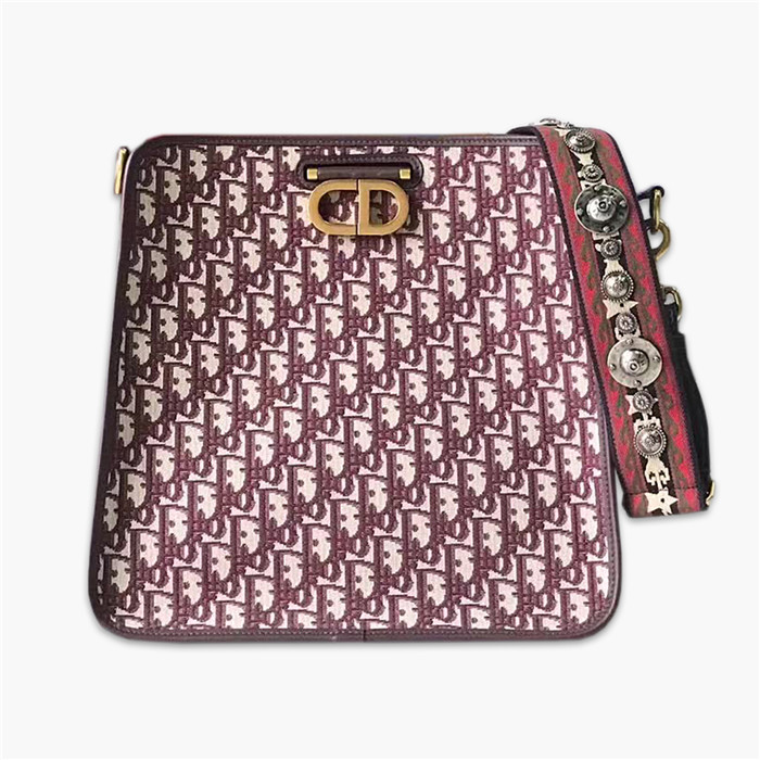 【原版皮】迪奥/Dior 肩背包，选用Oblique提花帆布搭配同色系牛皮皮革裁制而成，饰以CD徽标锁扣