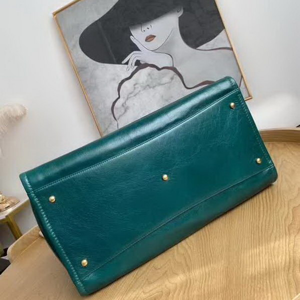 【原版皮】香奈儿/Chanel 购物袋 ，采用进口油腊牛皮，配顶级精美古铜金五金，非常高档新颖独特，休闲又时尚、又会掀起一股热潮，五金 ogo镶珍珠，款号：AS8375