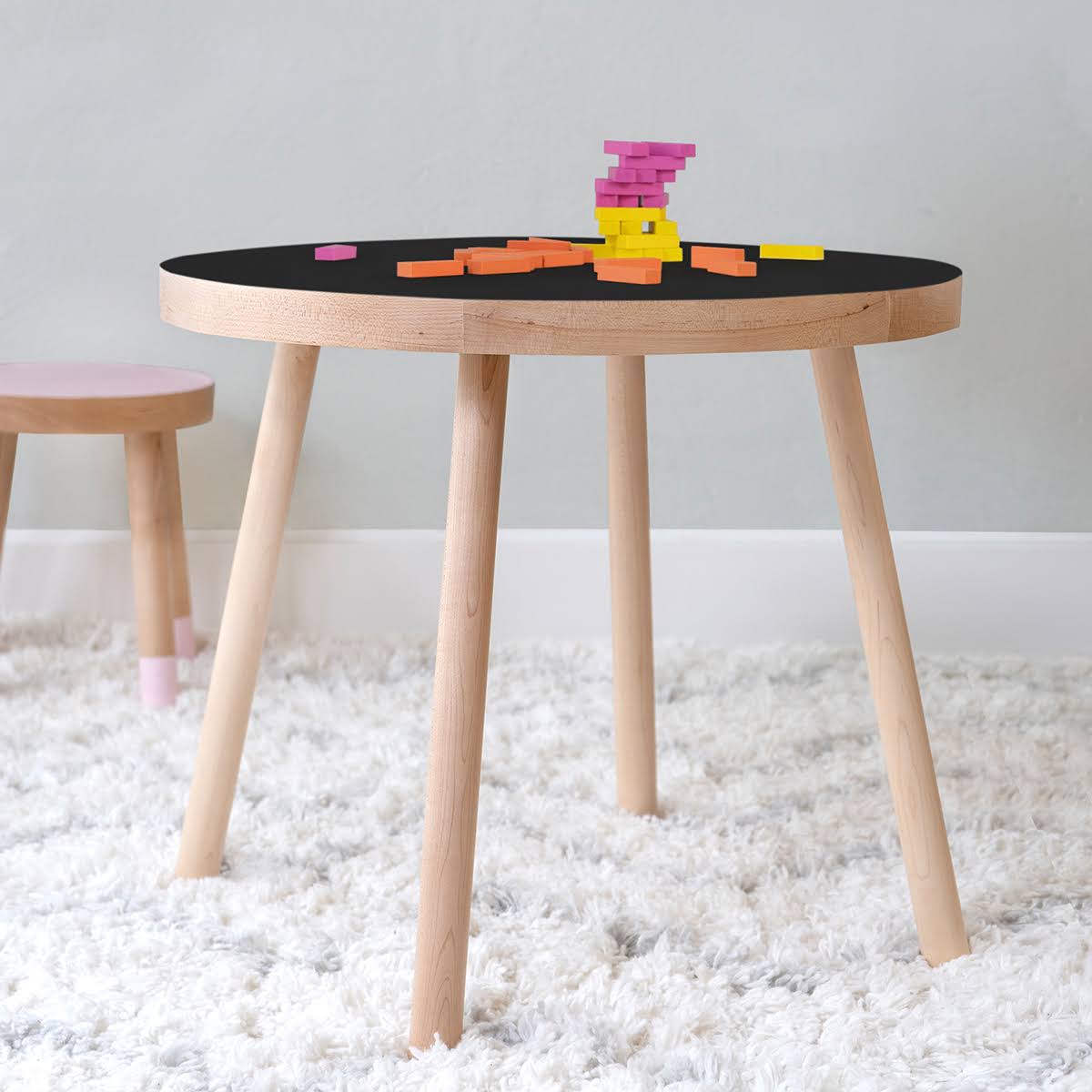 Poco Round Kids Table, Maple/Gray, 23.5x22 Small