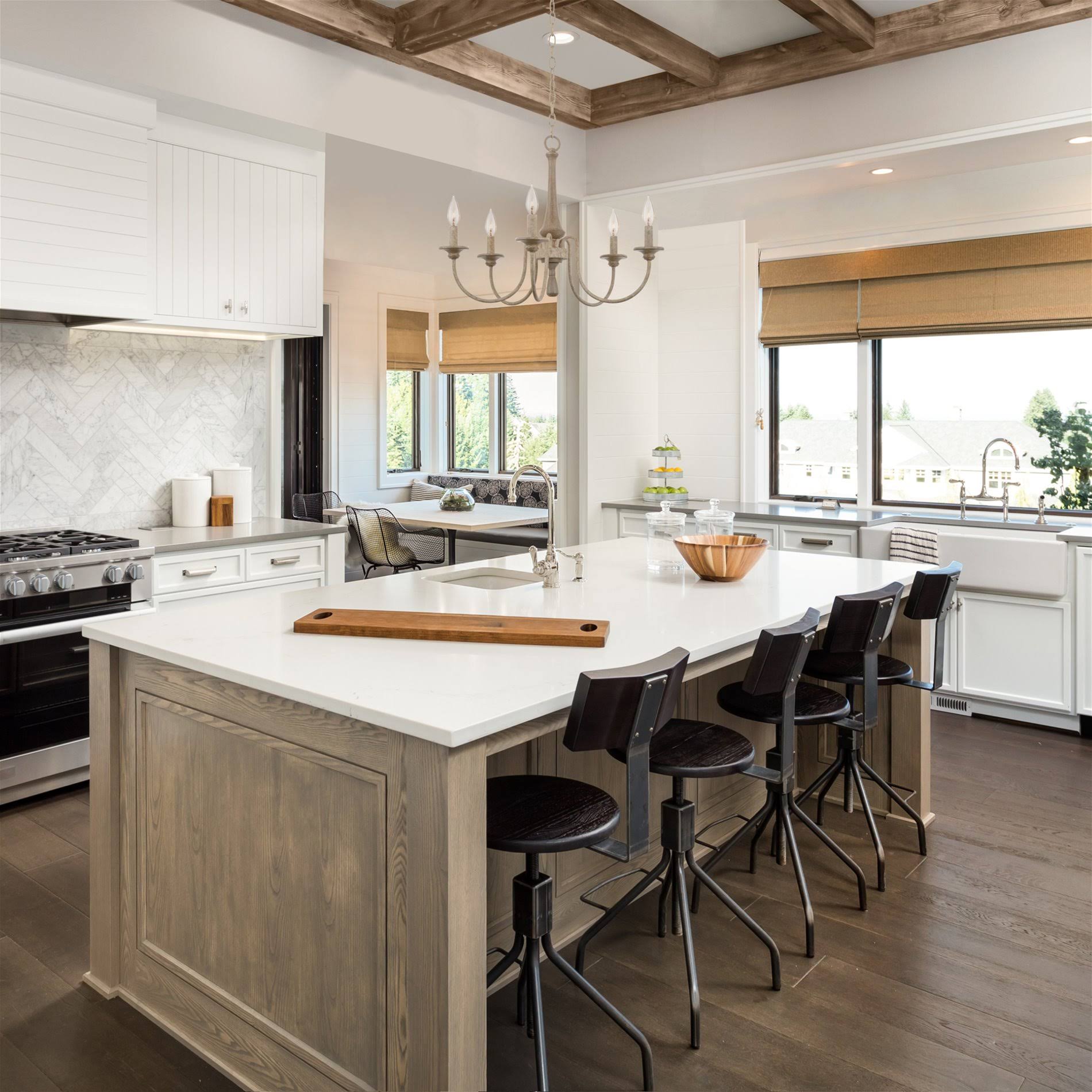 Kira Home Sherbrooke 24x22 5-Light French Country Chandelier, Adjustable Height, Smoked Cedar Style Wood Finish