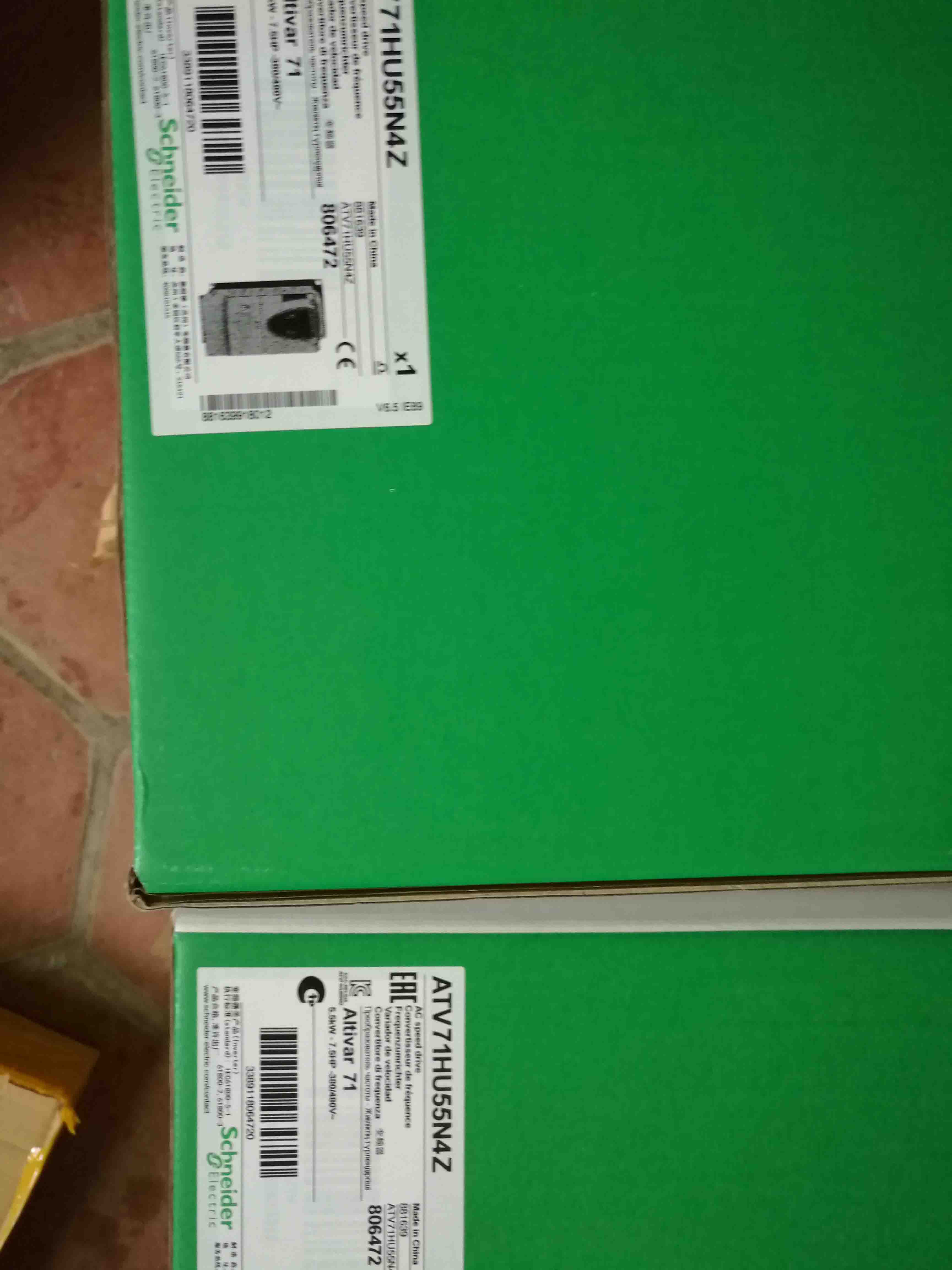 ATV71HU55N4Z Schneider Variable speed drive ATV71 - 5.5kW-7.5HP Original Factory Sealed New