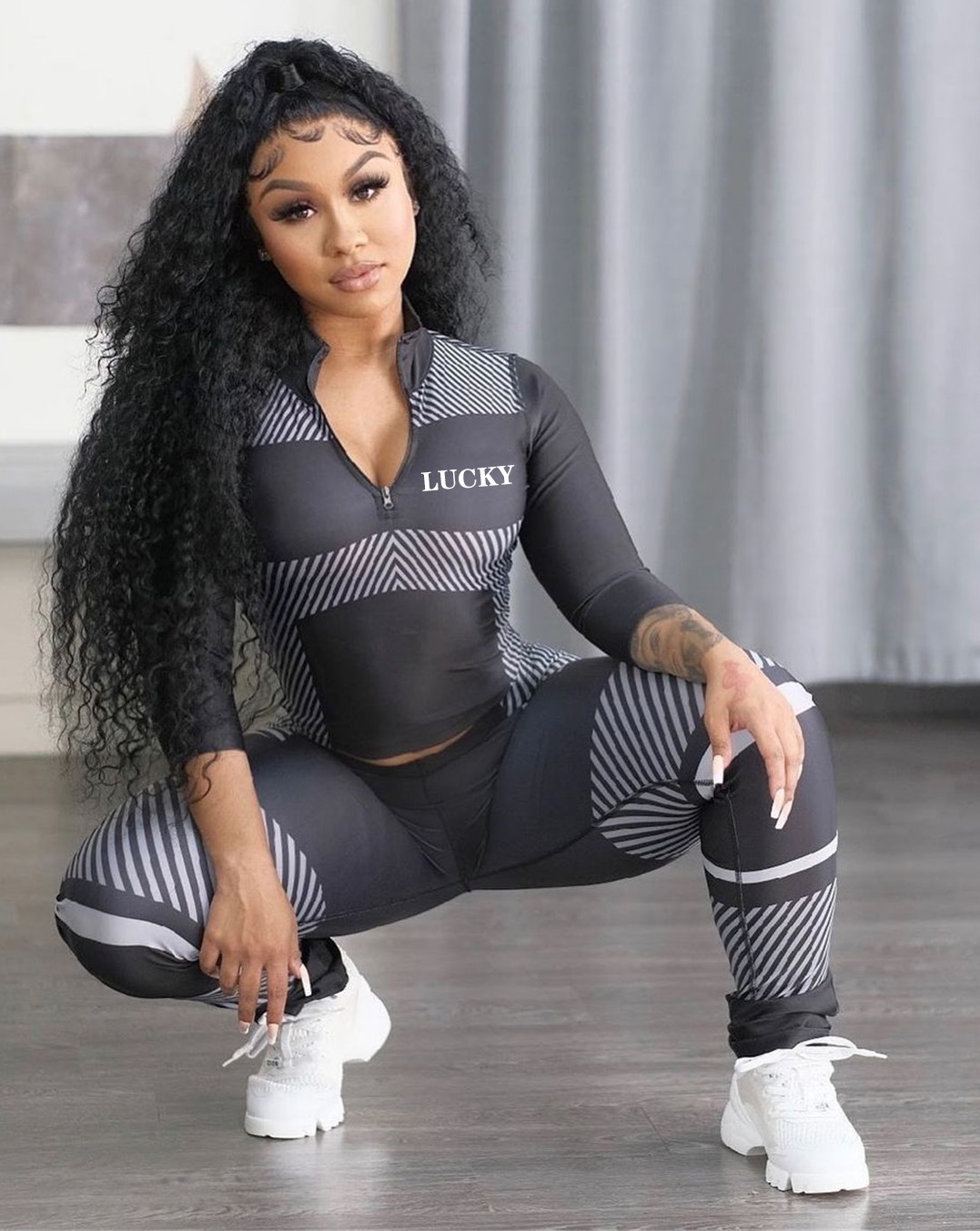 Autumn Sports Fitness Letter Print Shirt and Legging Set