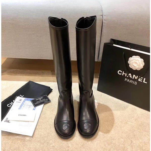 20秋季最新专柜款-香奈儿Chanel2020秋冬新品系列！经典鞋形+英伦休闲设计，经典耐看！原版倒模楦型，极致1:1形体