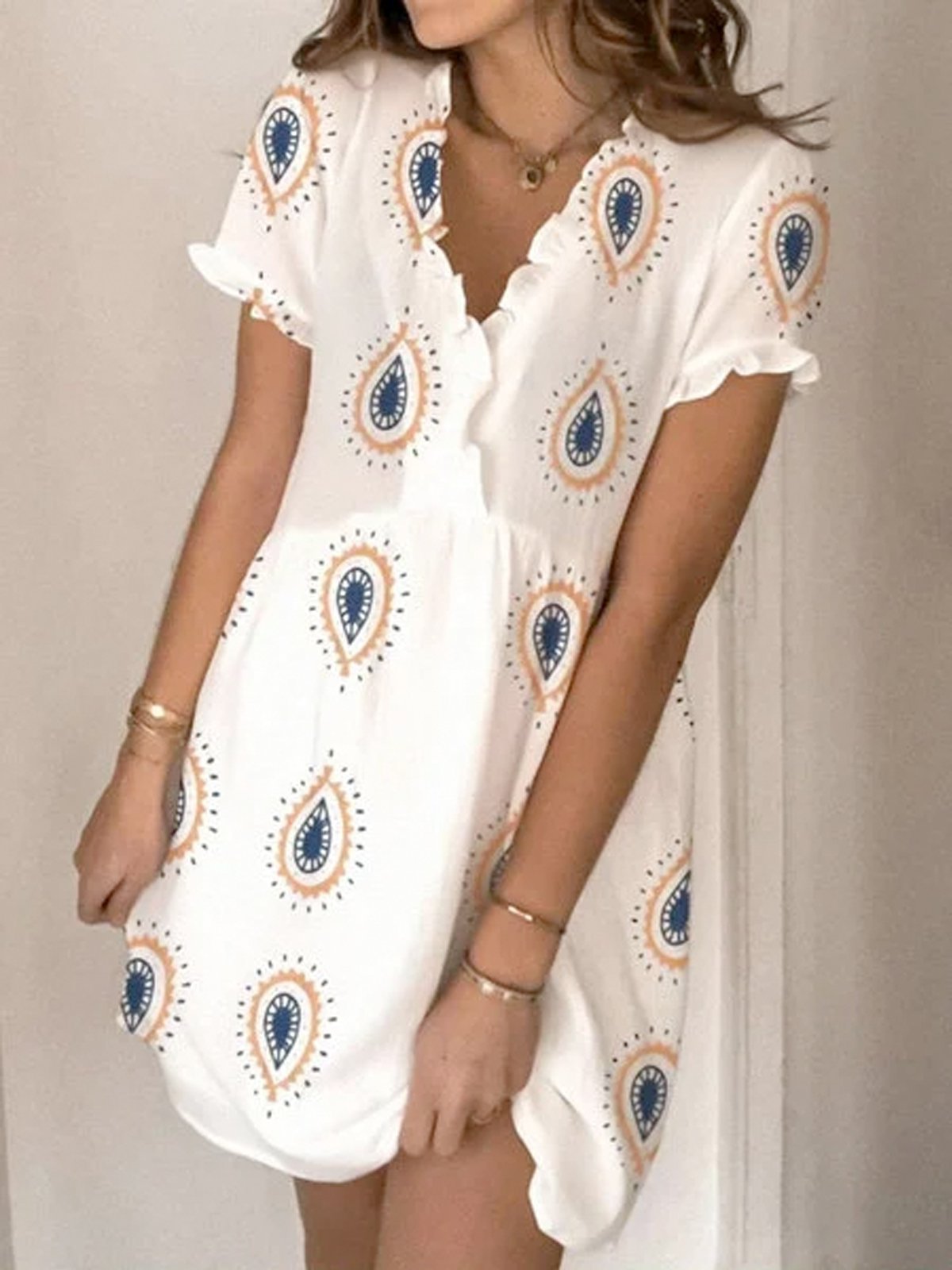 Holiday casual ruffled short sleeve V-neck print dress