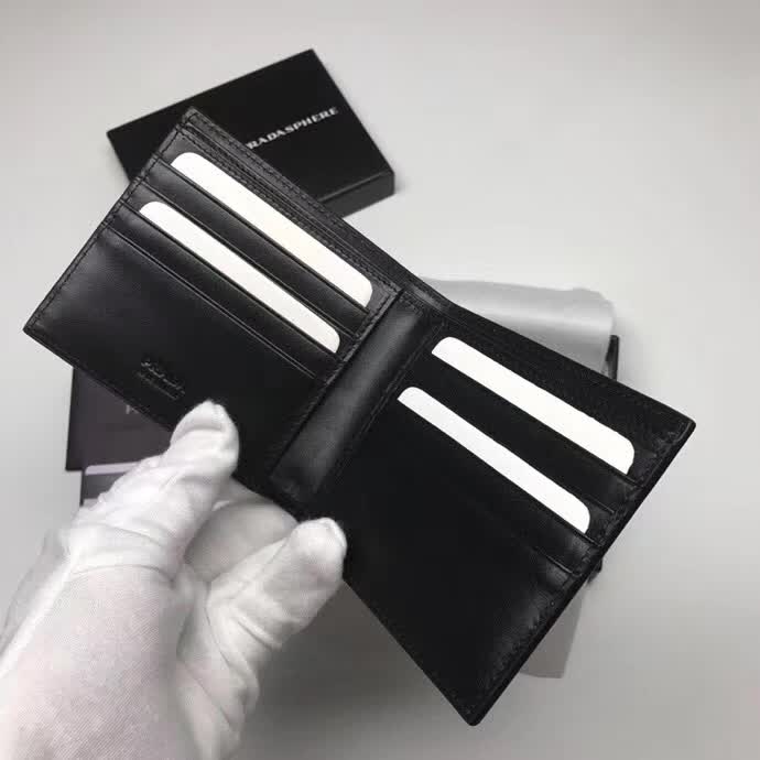 【原版皮】普拉达/Prada 短款钱夹，选用十字纹牛皮裁制而成，拼接光滑皮革点缀字唛徽标，精湛走线均匀整齐，油边顺滑，款号：2M0513