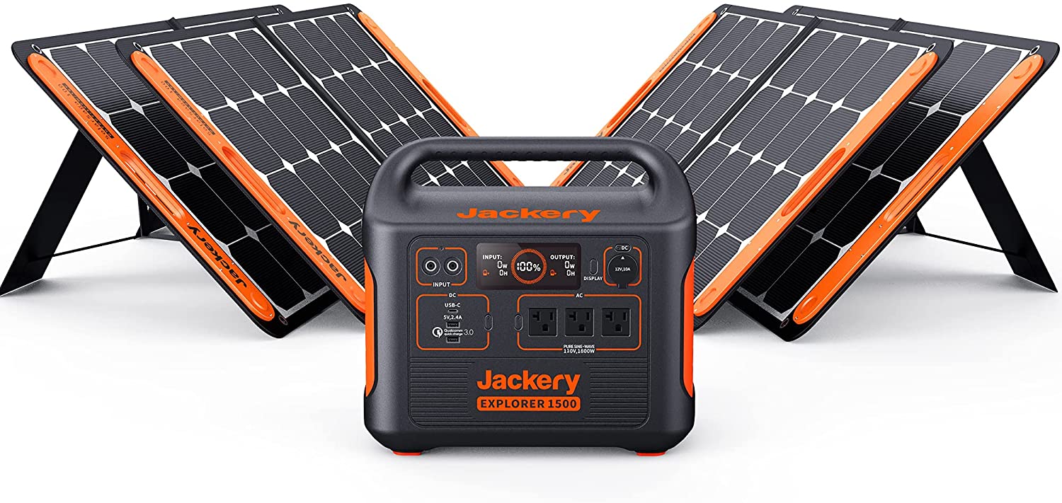 Jackery Solar Generator 1500 with 4 SolarSaga 100W solar panels