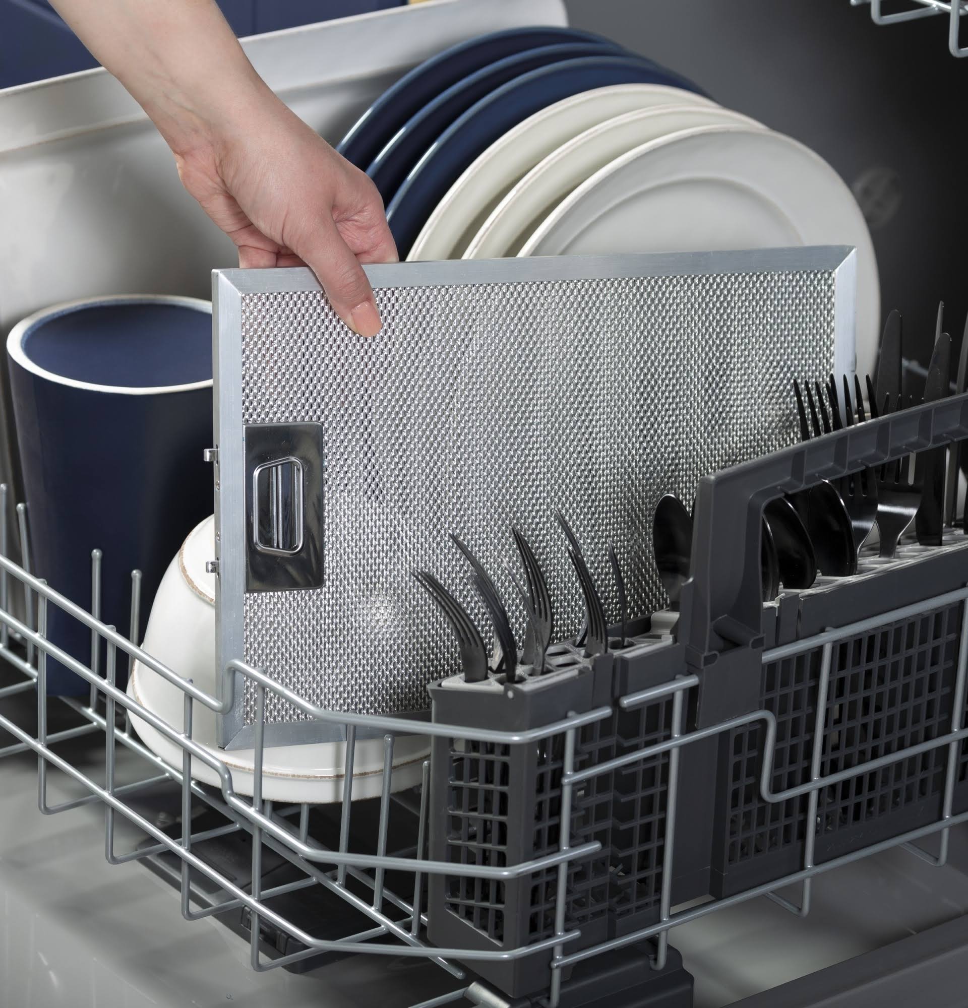 GE 30x22 Stainless Steel Designer Wall Mount Hood