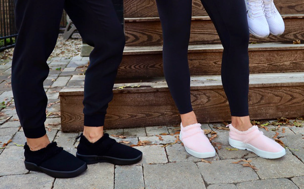 Women's OOcoozie Low Shoe -  Pink