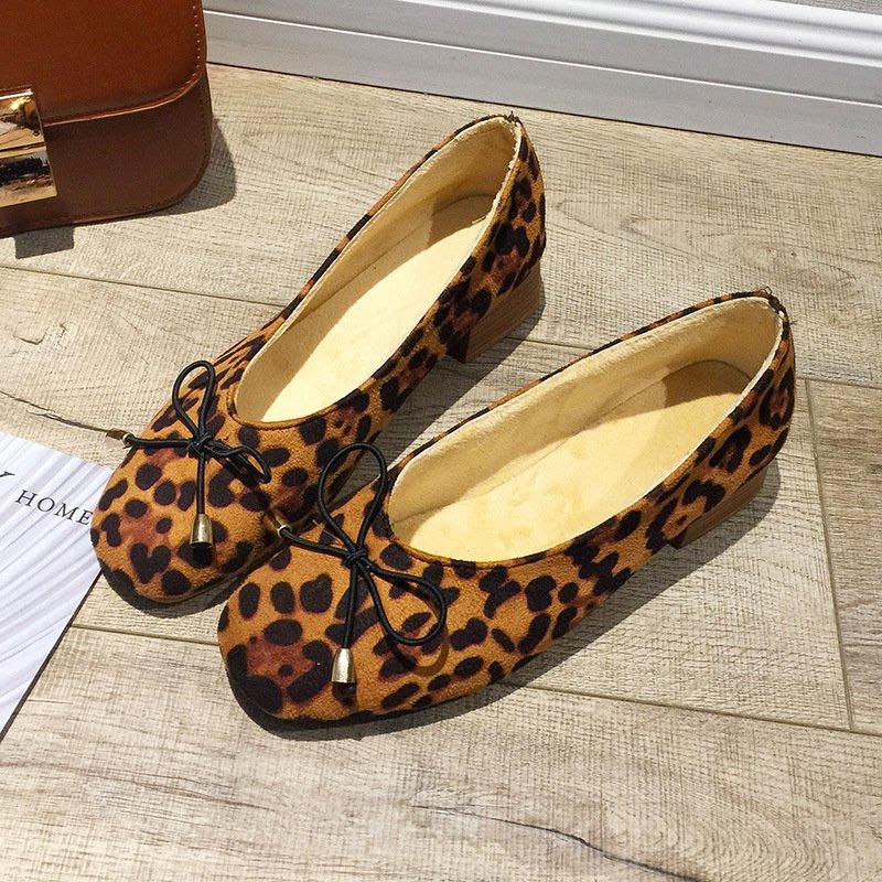 Women Leopard Chunky Heel Lace-Up Loafers