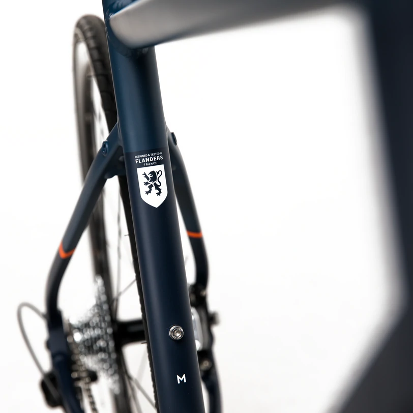 Triban RC520, Shimano 105 Disc Brake Aluminum Road Bike