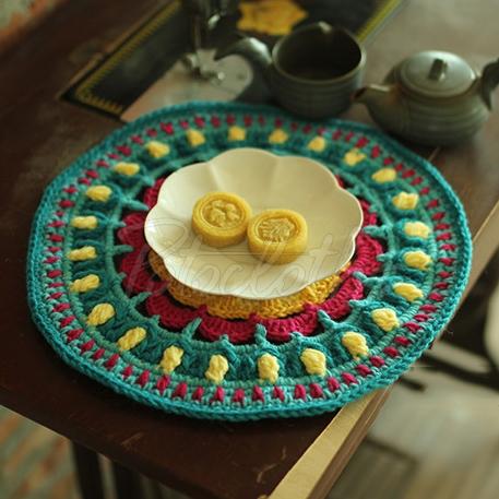 Hand Hook Flower Retro Round Placemat