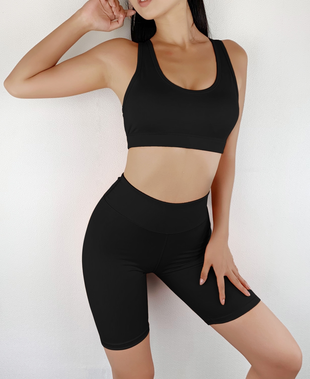 Sports Yoga Plain Bra and High Waist Shorts Set