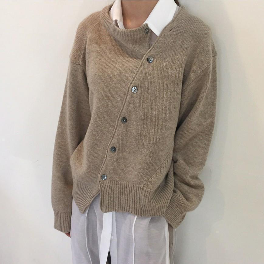 Fashion Irregular Knitwear Slanting Buckle Cardigan