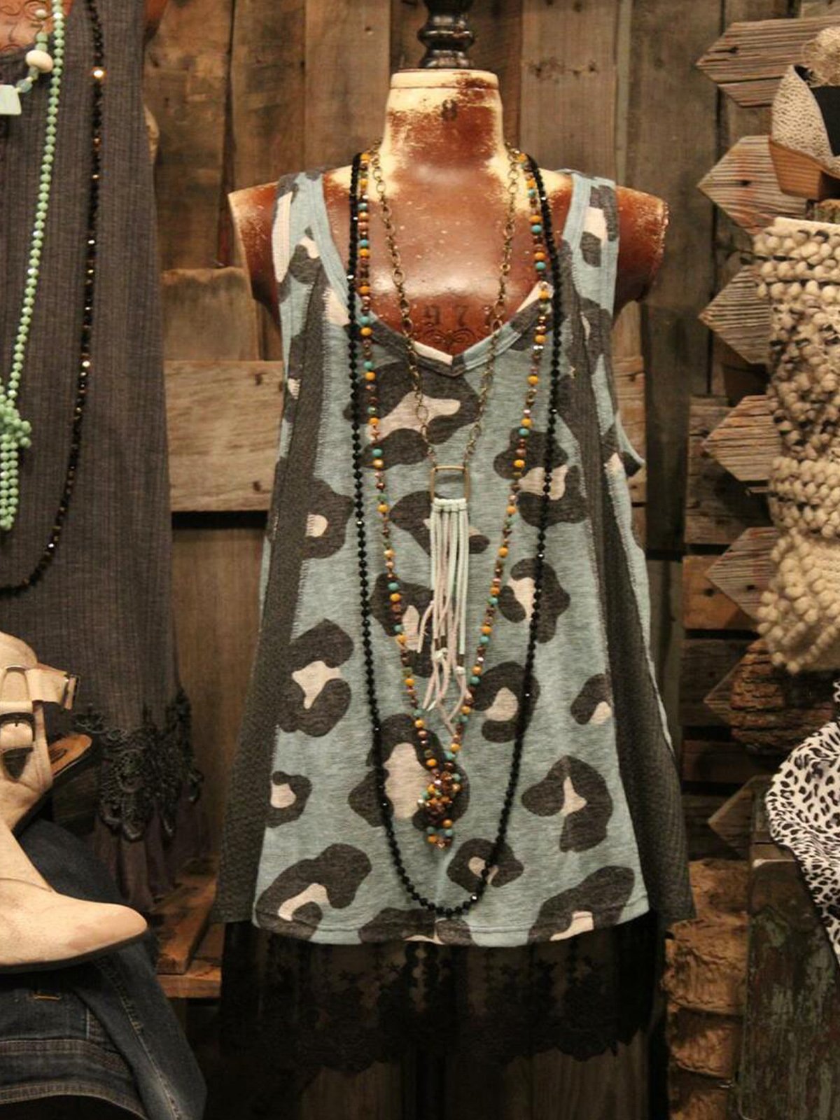 Sweet Leopard Sleeveless Vests