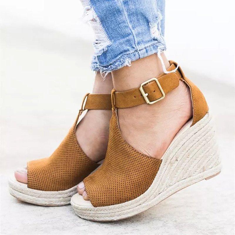Adjustable Buckle Artificial Nubuck Shoes
