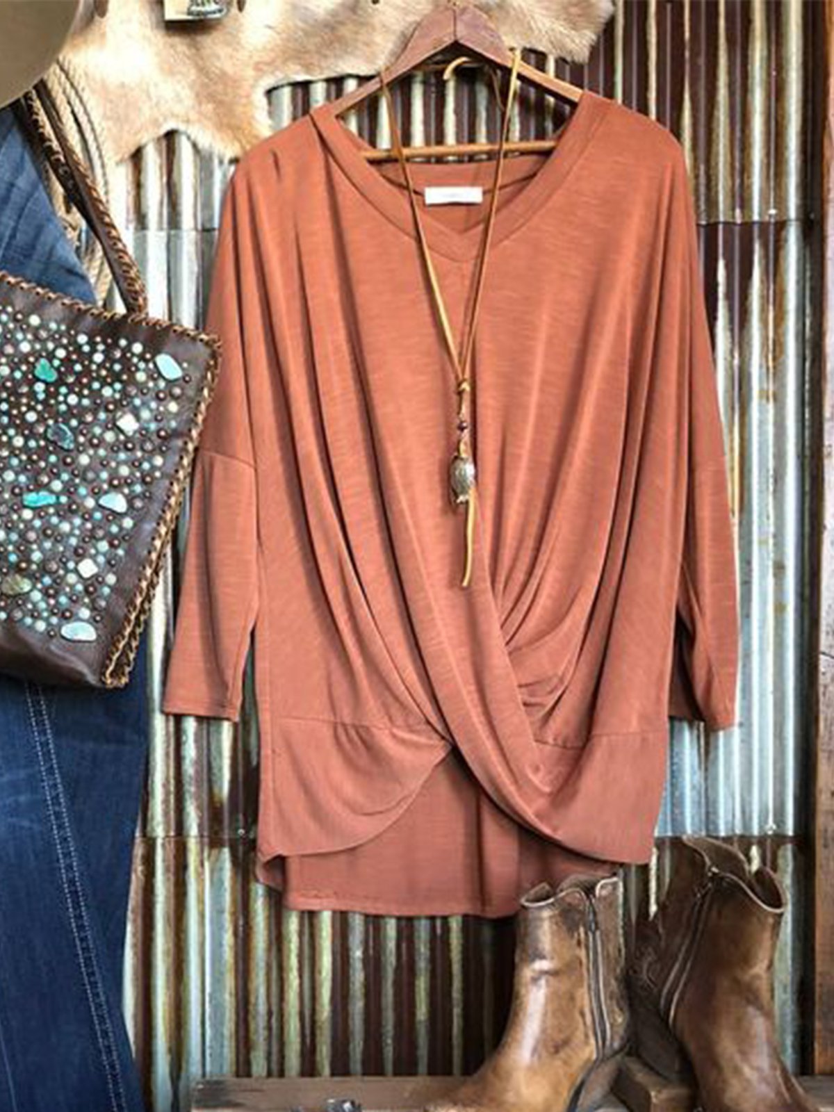 Cross-knit long-sleeved top