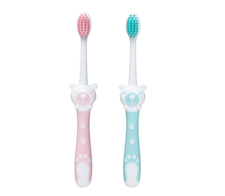 ថ្នាំនិងច្រាស់ដុសធ្មេញកុមារ